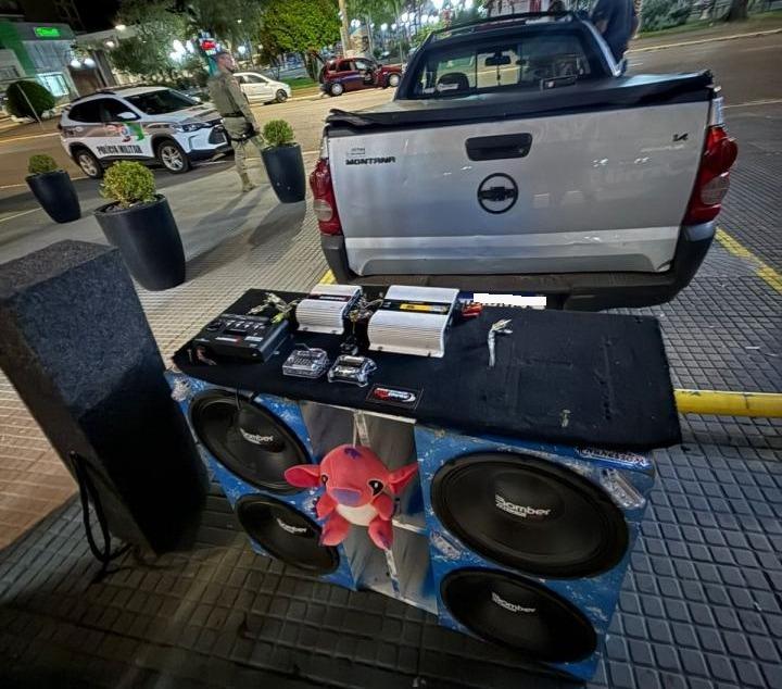 Aparelho de som é apreendido pela pm em ocorrência de perturbação do sossego