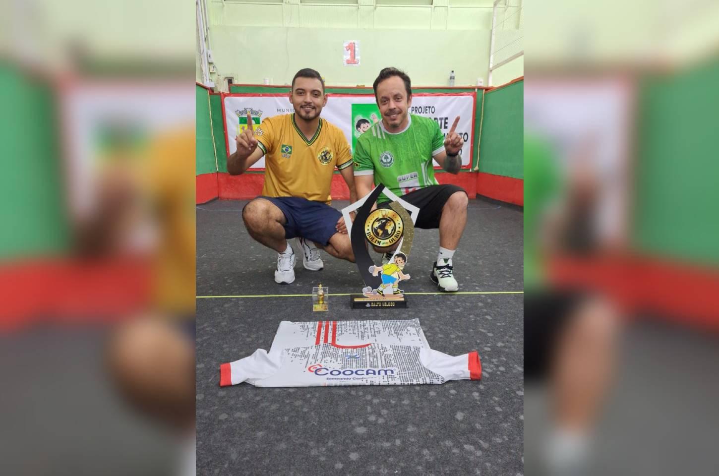 Colaboradores da Coocam se destacam no 6º Bolim de Ouro