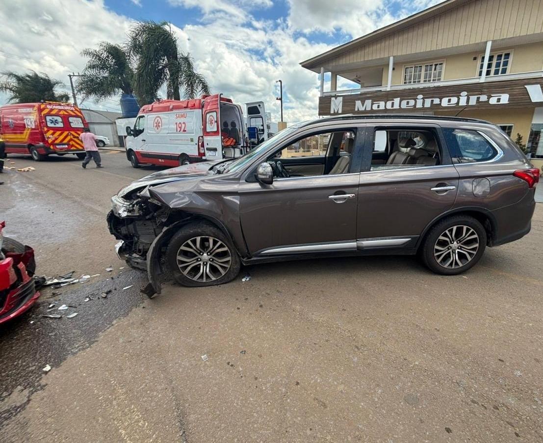 Mulher fica ferida após atropelamento no bairro Nossa Senhora Aparecida