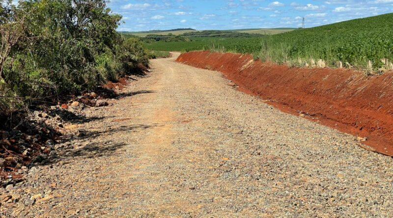 Município dá continuidade às melhorias nas estradas rurais de Campos Novos