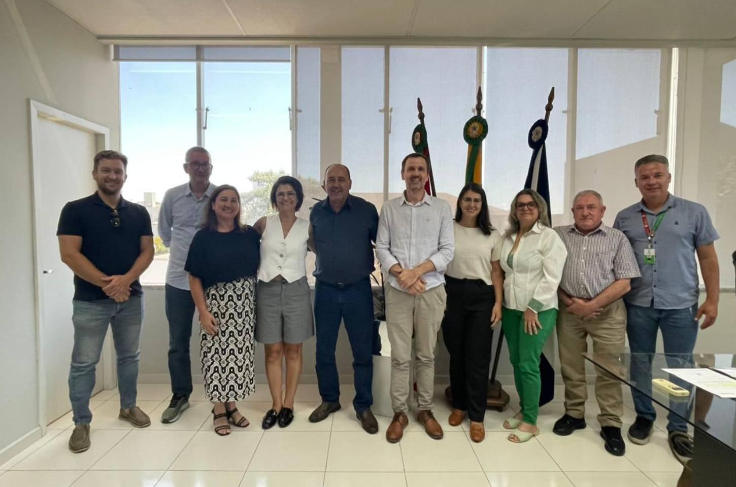 Município recebe reitor do IFC e anuncia novos cursos para Campos Novos