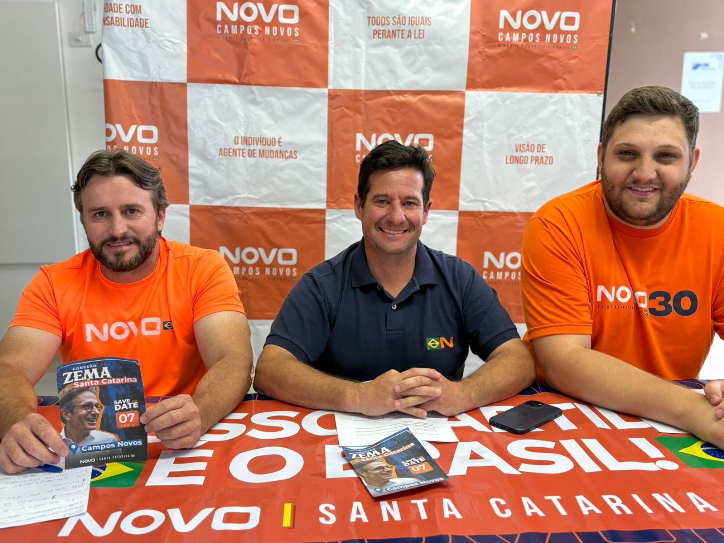 Partido Novo anuncia visita de Romeu Zema a Campos Novos durante coletiva de imprensa