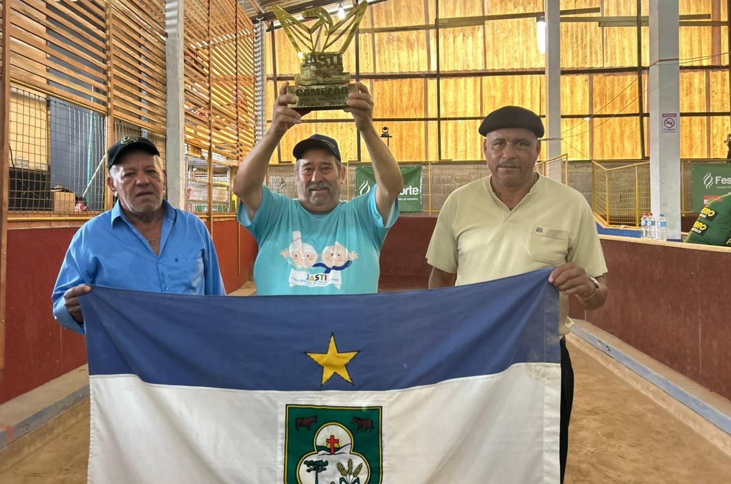 Campos Novos é campeão estadual no JASTI com ouro na bocha e no truco masculino