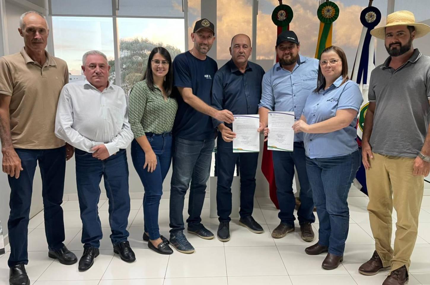 R$ 4,5 milhões: Prefeitura autoriza pavimentação de três trechos entre os Distritos de Guarani e Caxambu