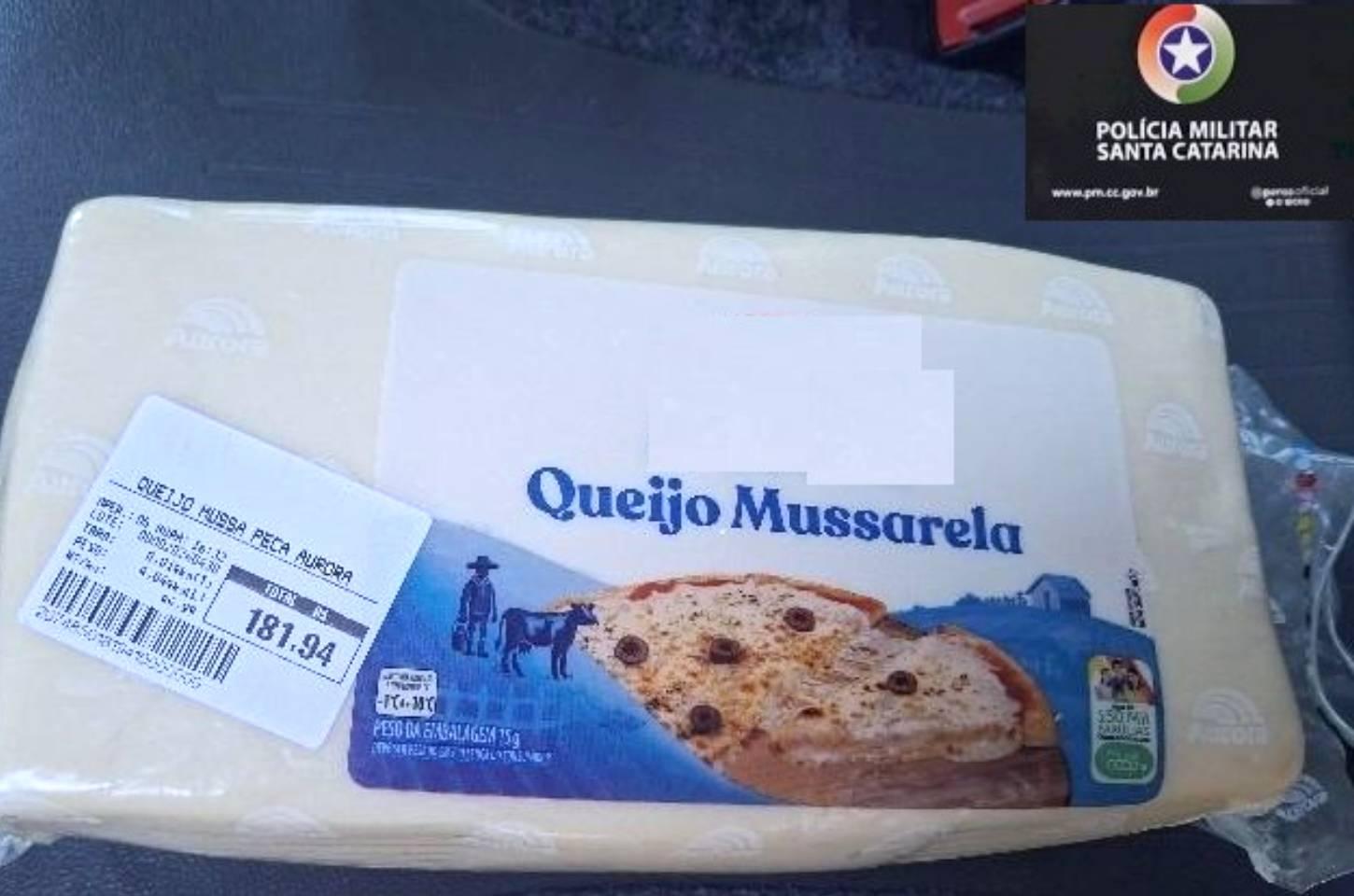 Homem é preso após furtar peça de queijo em supermercado de Campos Novos