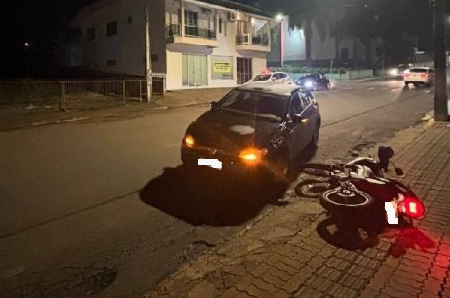 Dois motociclistas ficam feridos em acidentes registrados no domingo em Campos Novos
