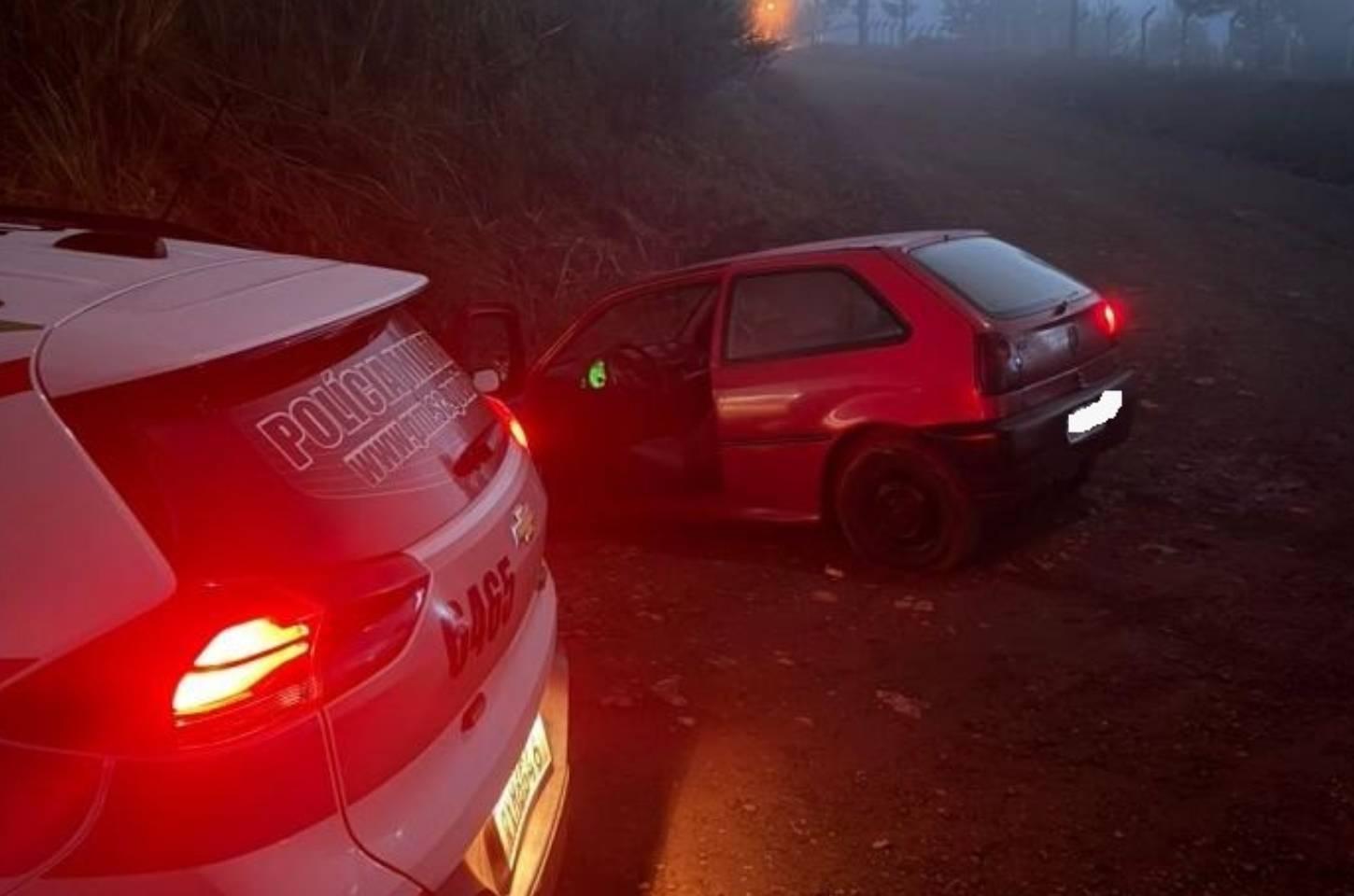 Motorista é autuado após realizar manobras perigosas e fugir da Polícia Militar em Campos Novos