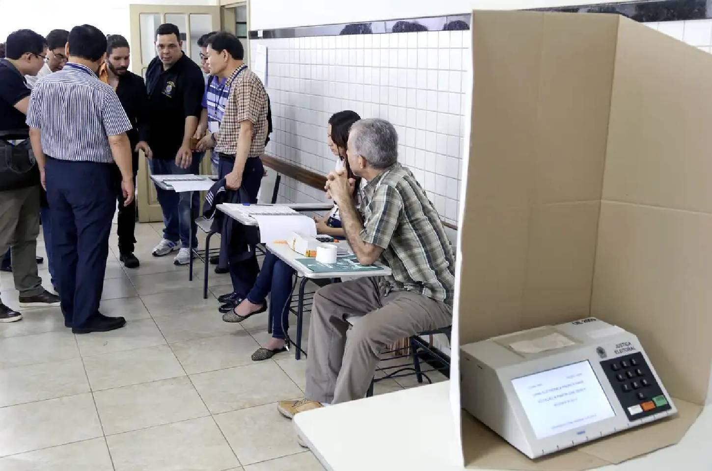 Justiça Eleitoral começa a convocar mesários para eleições de outubro