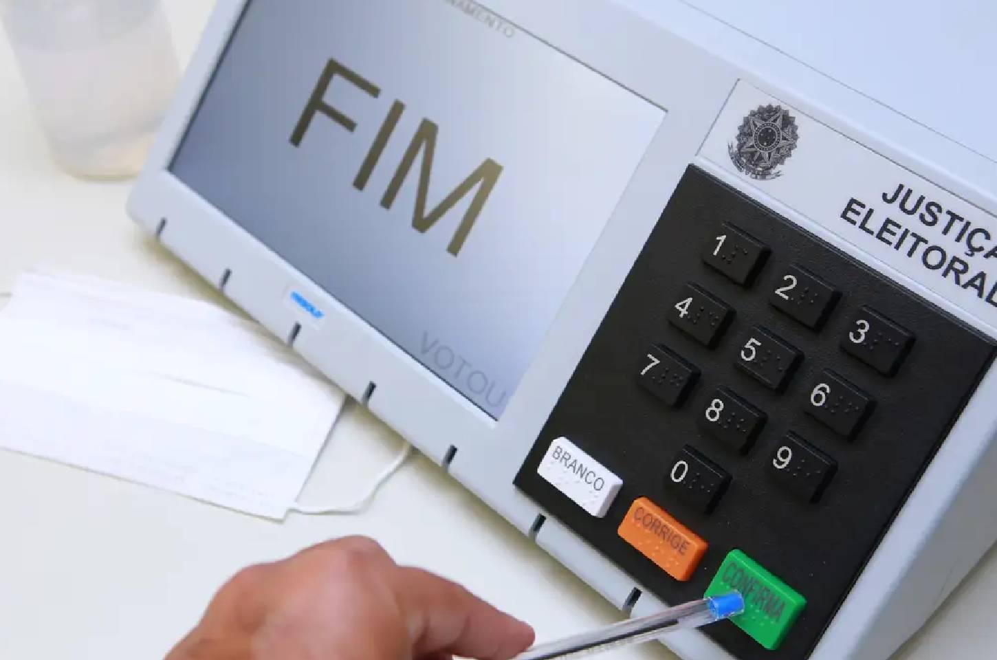 TSE abre prazo para solicitação de voto em trânsito