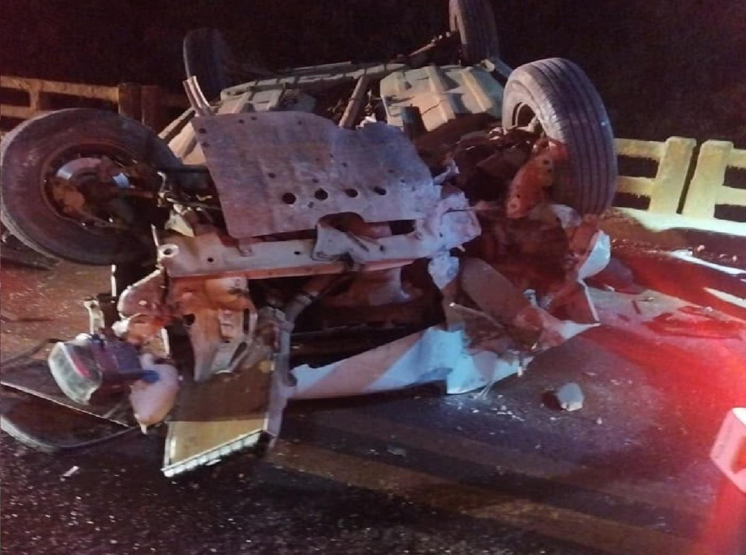 Capotamento deixa homem ferido na BR-282, em Campos Novos