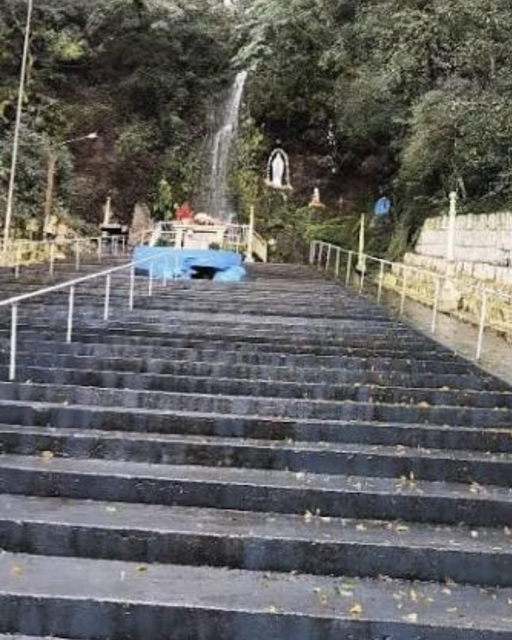 Homem fica gravemente ferido após queda em gruta de Erval Velho