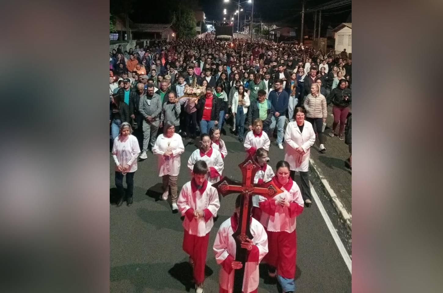 Primeiro dia da Novena reúne grande número de fiéis em preparação para a 49ª Romaria de Nossa Senhora Aparecida